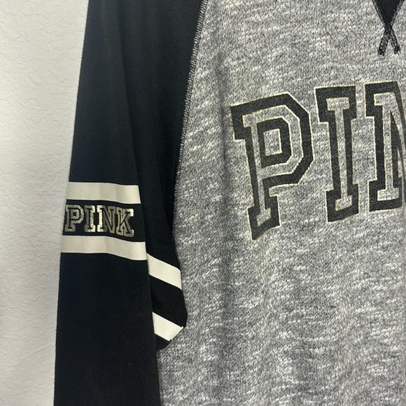 Victoria’s Secret grey and black oversized PINK sweatshirt size M - Picture 4 of 5